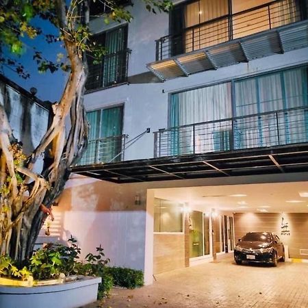 Vivi Avenue Thonglor Lägenhet Bangkok Exteriör bild