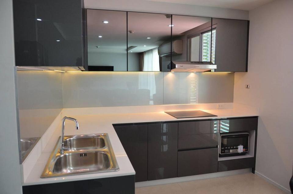 Vivi Avenue Thonglor Lägenhet Bangkok Exteriör bild