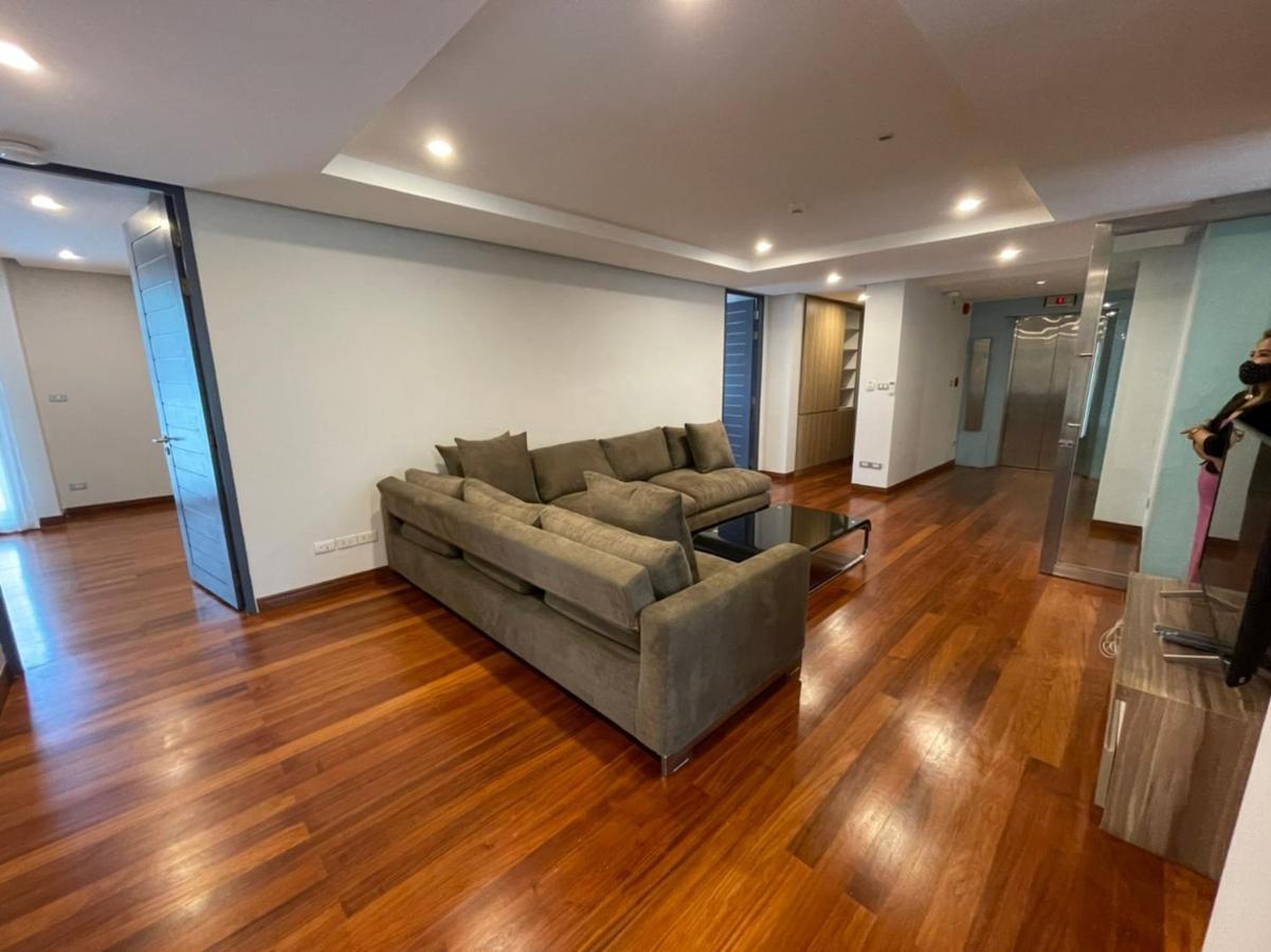 Vivi Avenue Thonglor Lägenhet Bangkok Exteriör bild